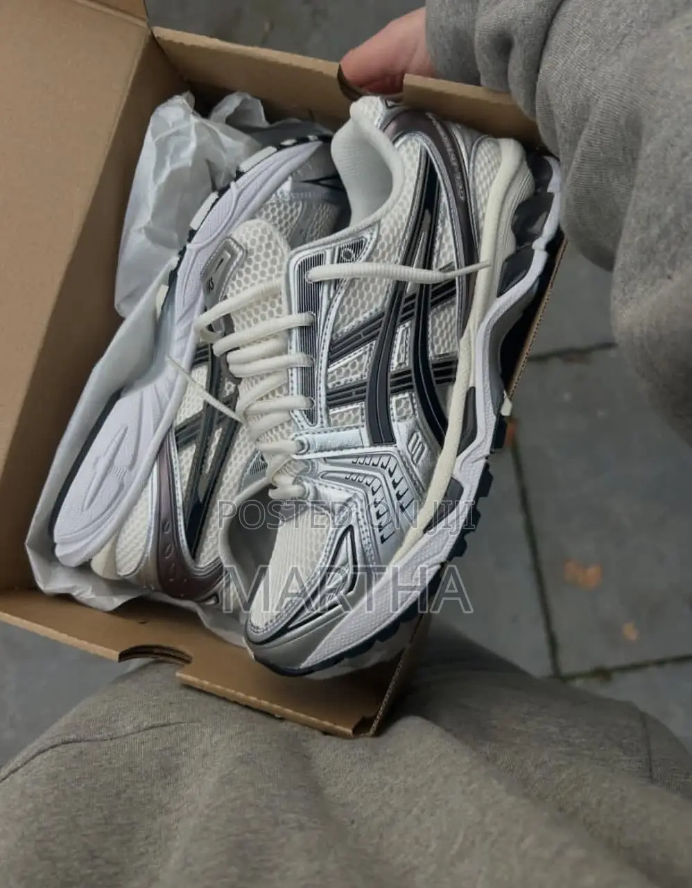 BEAUTIFUL LUXURY Aasics Sneakers