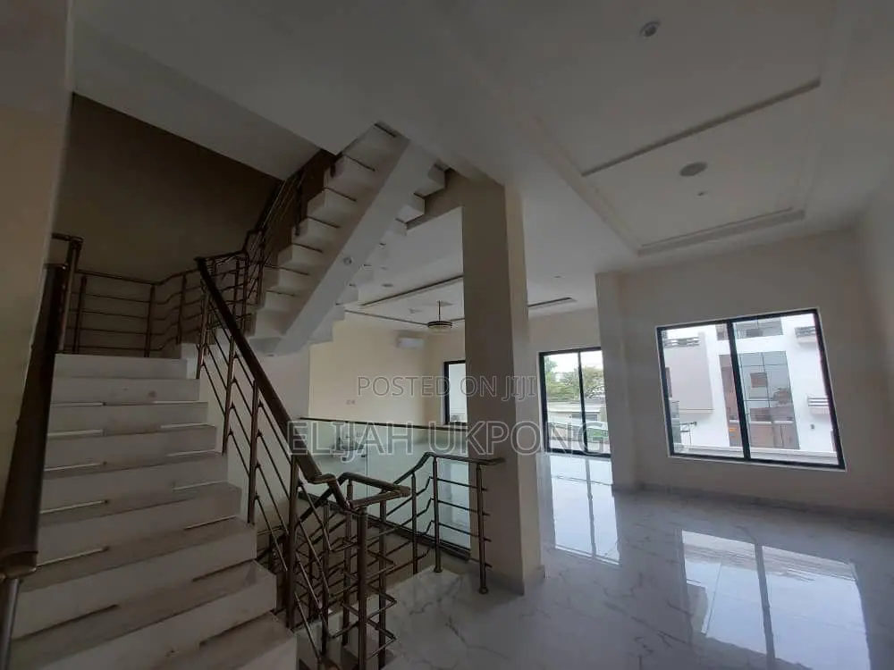 4bdrm Townhouse / Terrace in Banana Island for rent