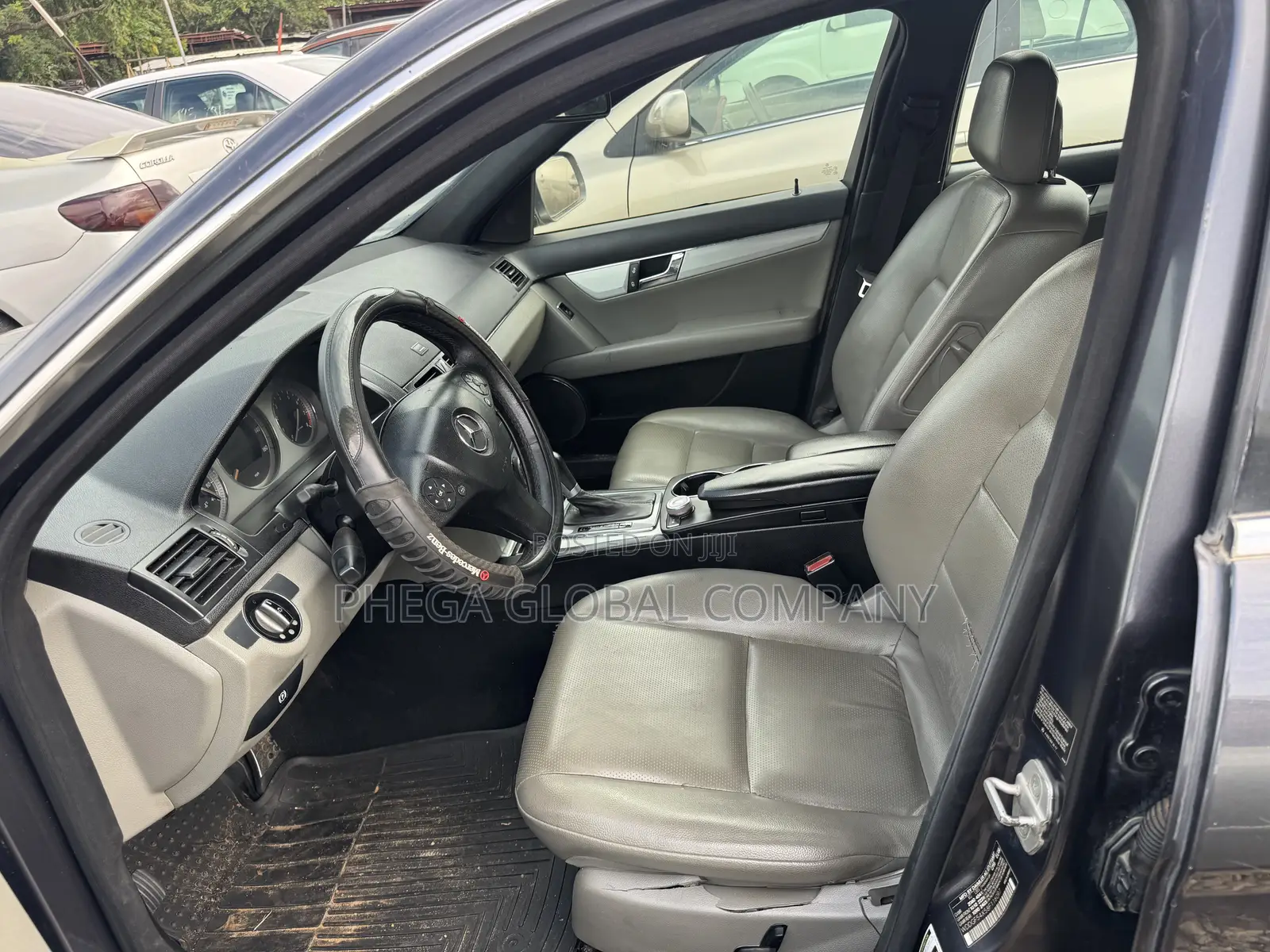 Mercedes-Benz C300 Luxury Sedan AWD (3.0L 6cyl 7A) 2008 Gray
