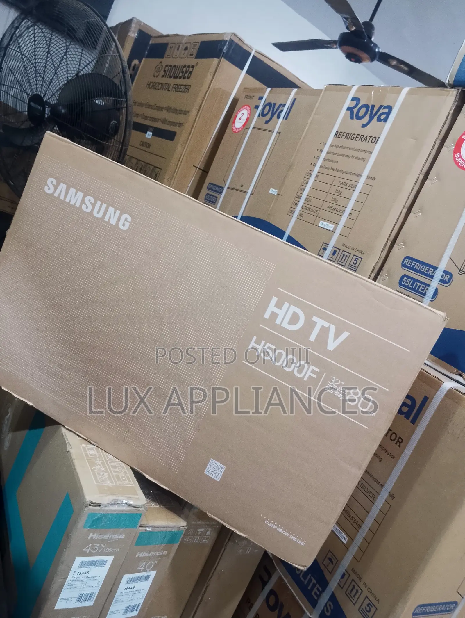 Samsung 32 Inch Black HD Smart LED TV