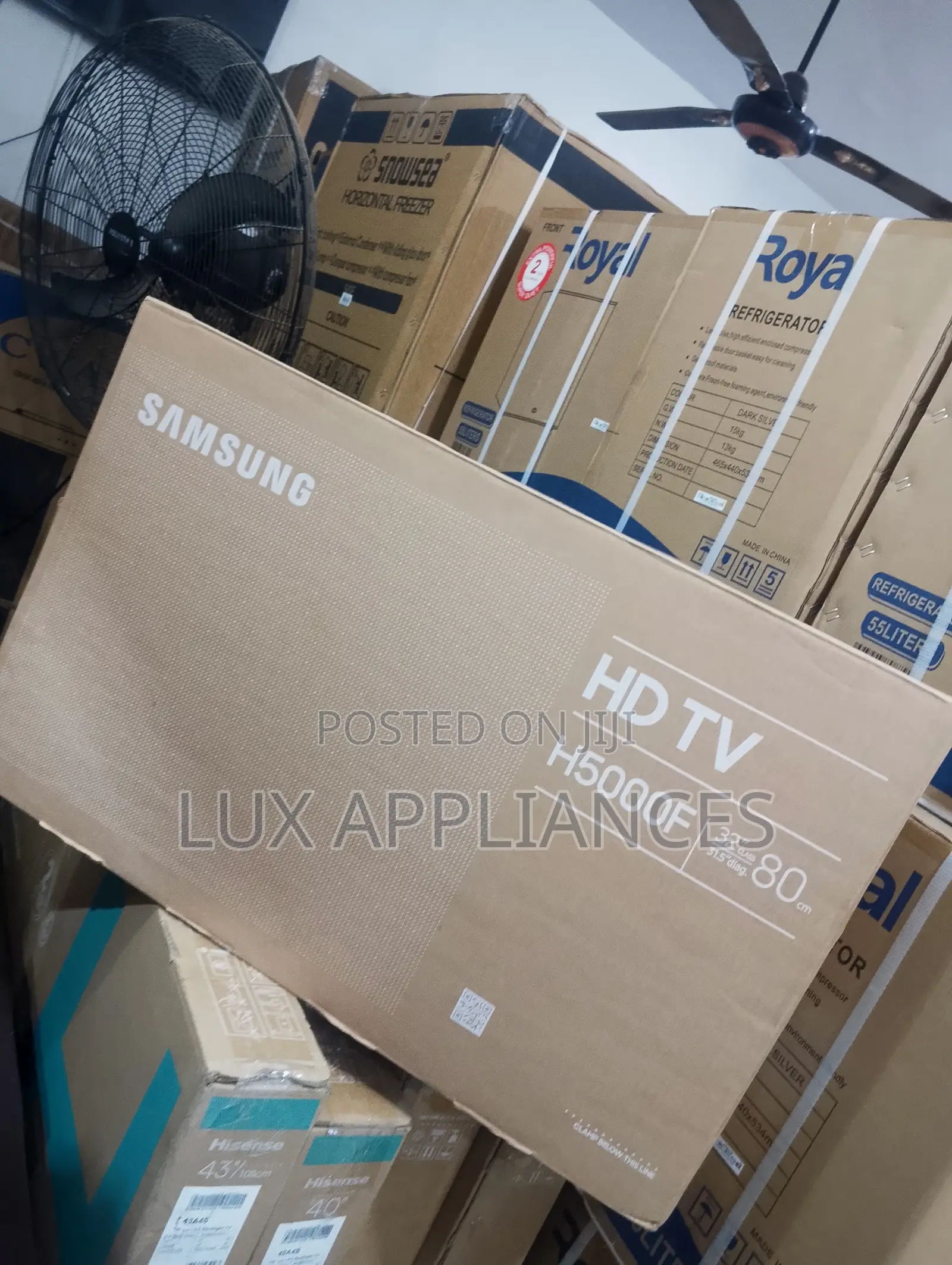 Samsung 32 Inch LED Smart TV With HDR10+ Support