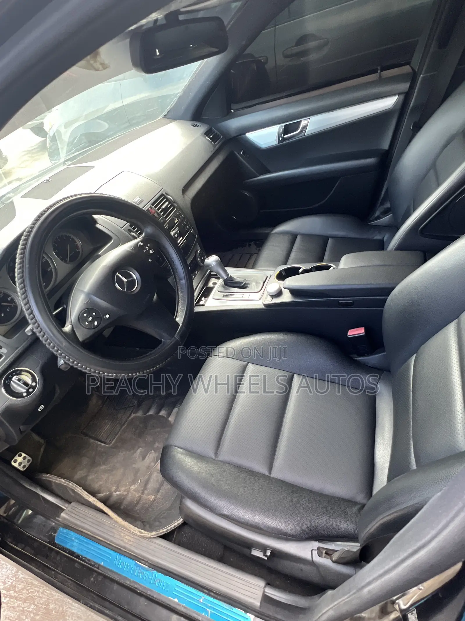 Mercedes-Benz C300 2010 Black
