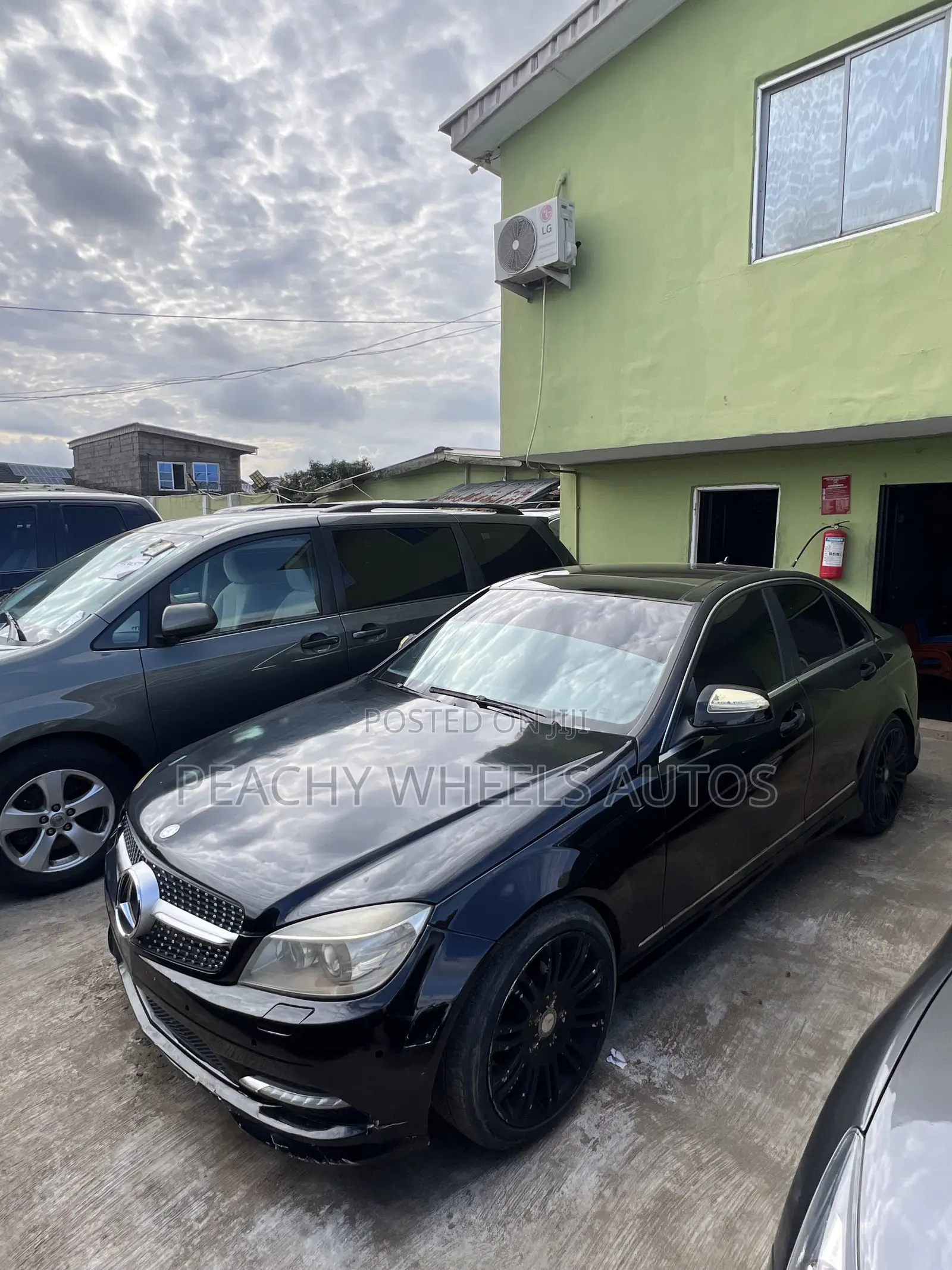 Mercedes-Benz C300 2010 Black
