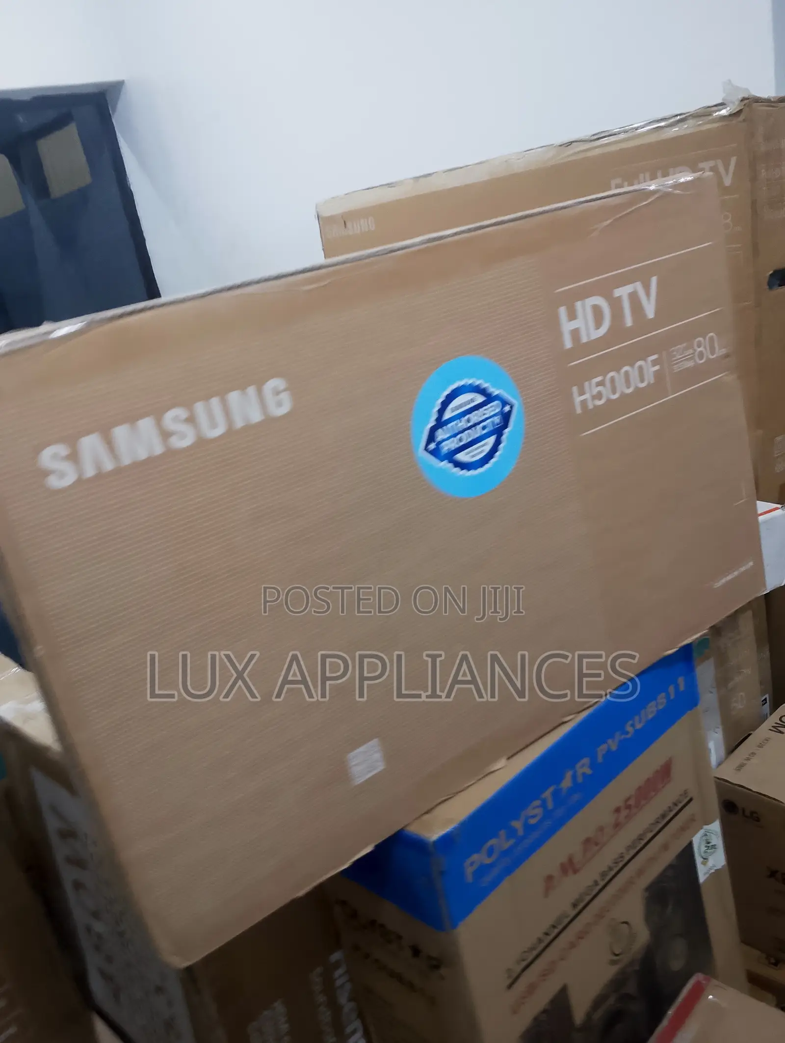 Samsung H5000F 32 Inch Compact Smart TV