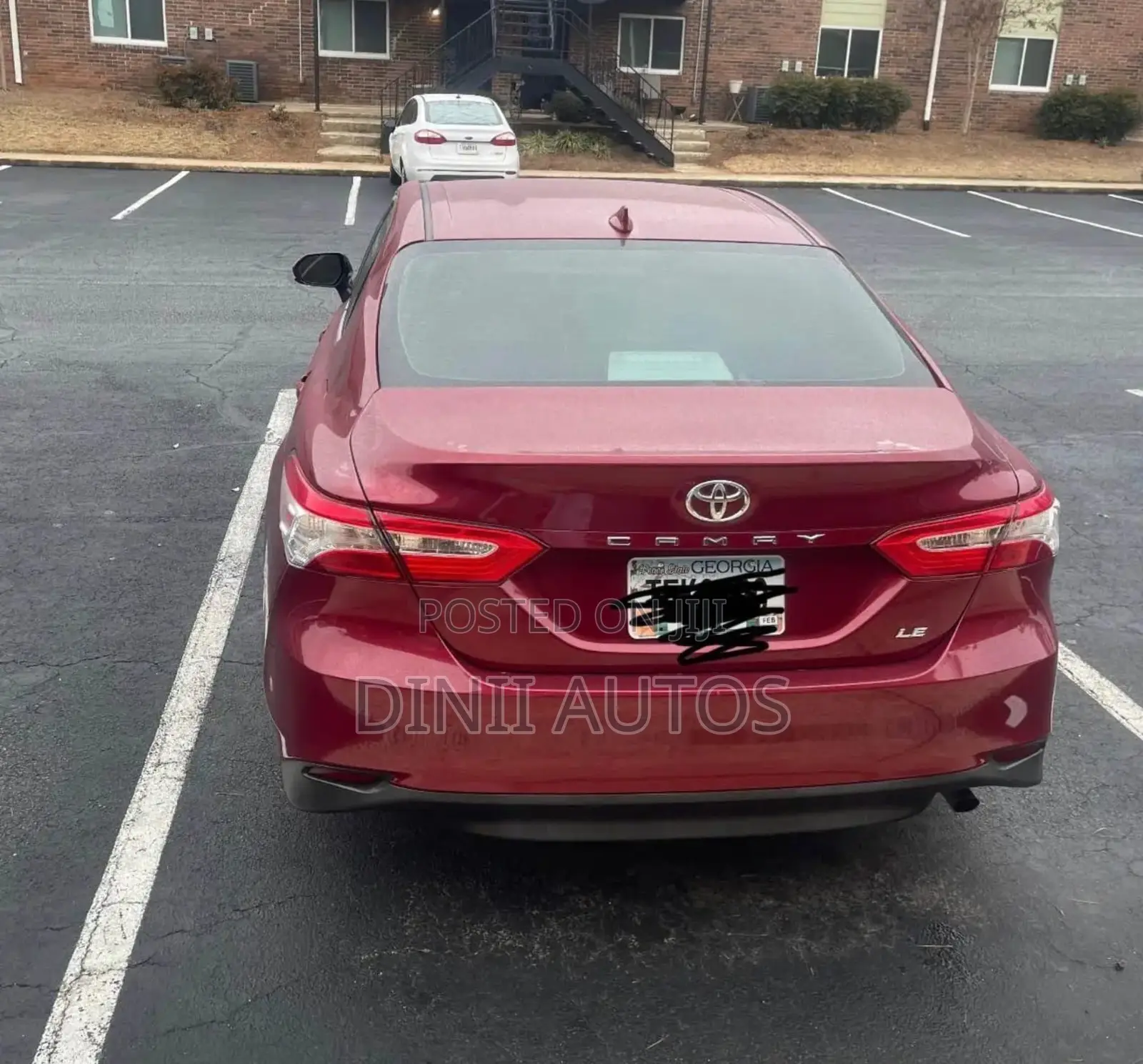 Toyota Camry LE (2.5L 4cyl 8A) 2019 Red