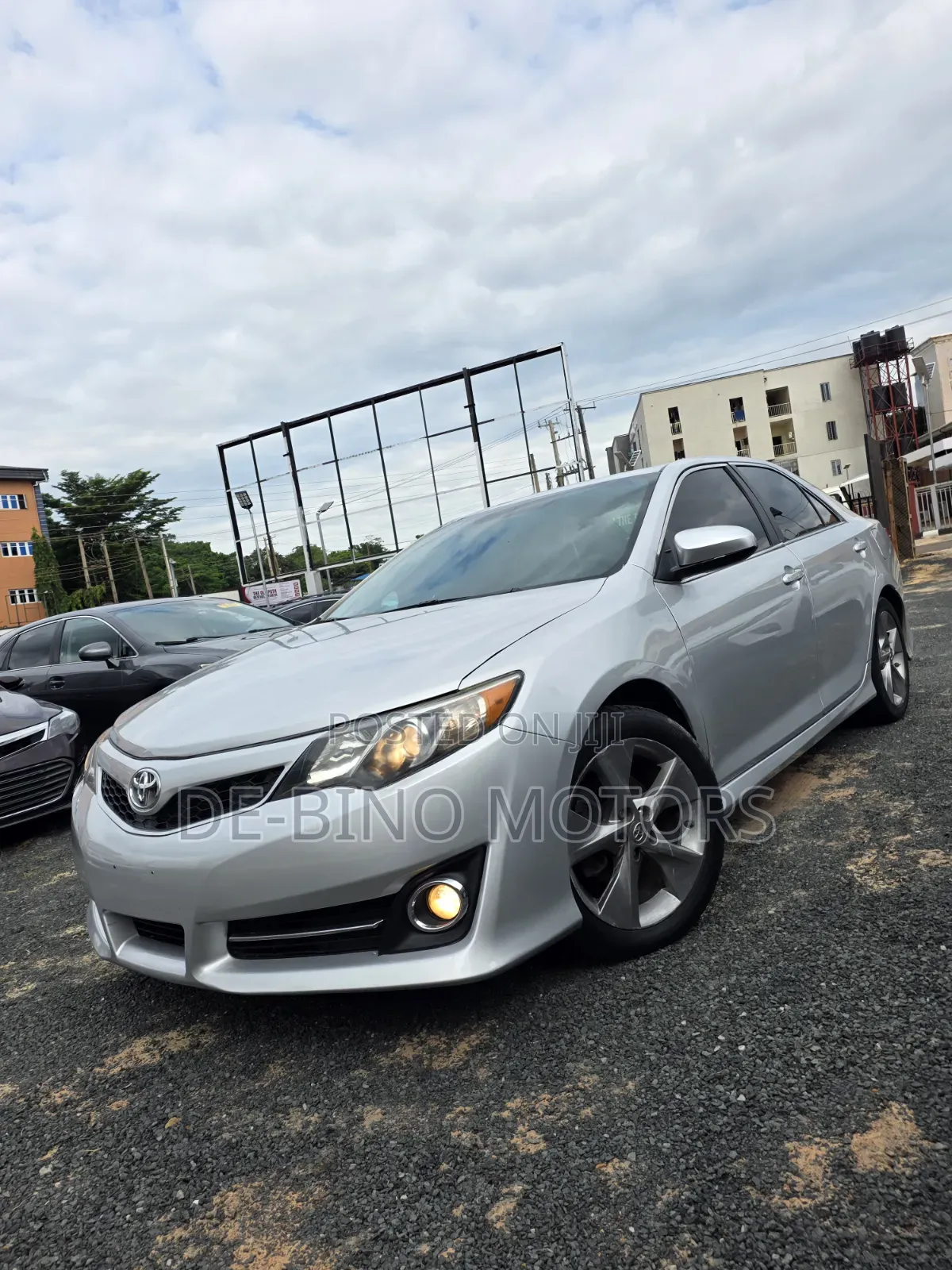Toyota Camry 2012 Silver