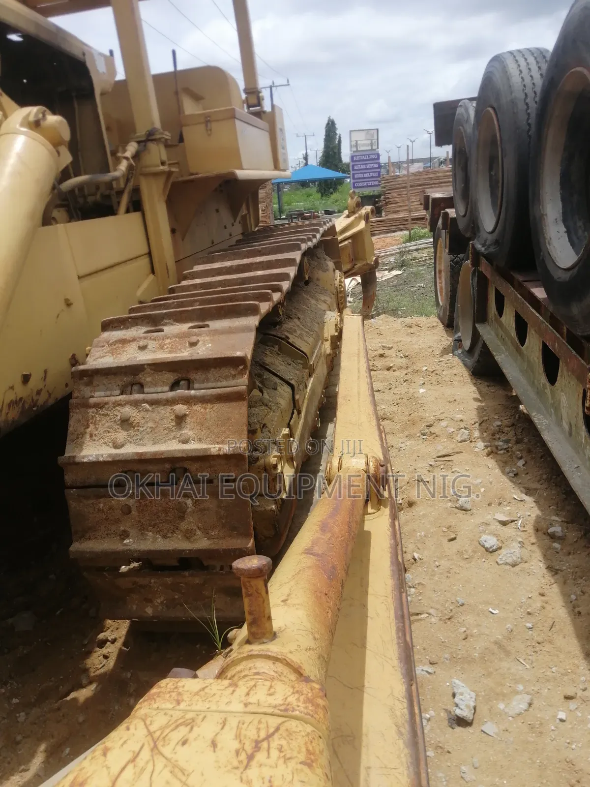 Foreign Used CAT Bulldozer D8H for Sale