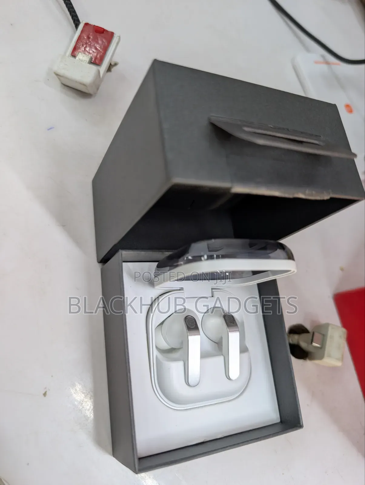 Samsung Buds 4 Pro Open Box