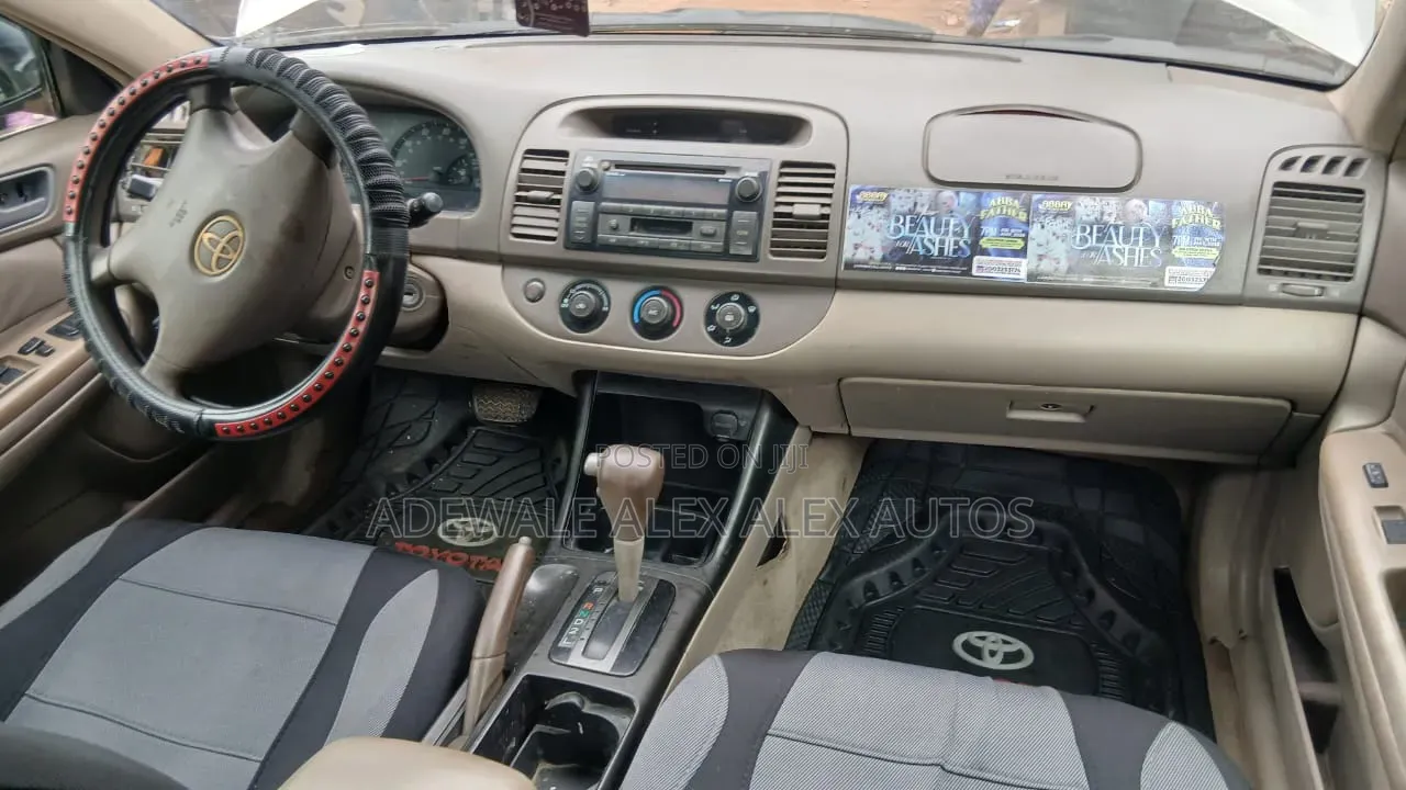 Toyota Camry 2003 Gray
