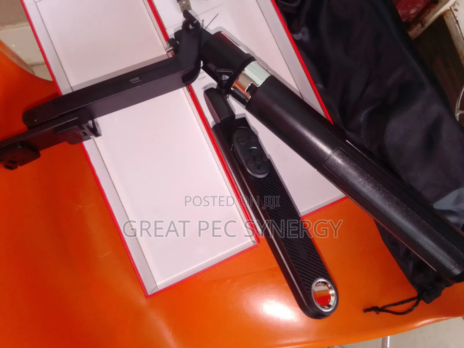 Q5 15tk Tracking Gimbal Selfie Stick