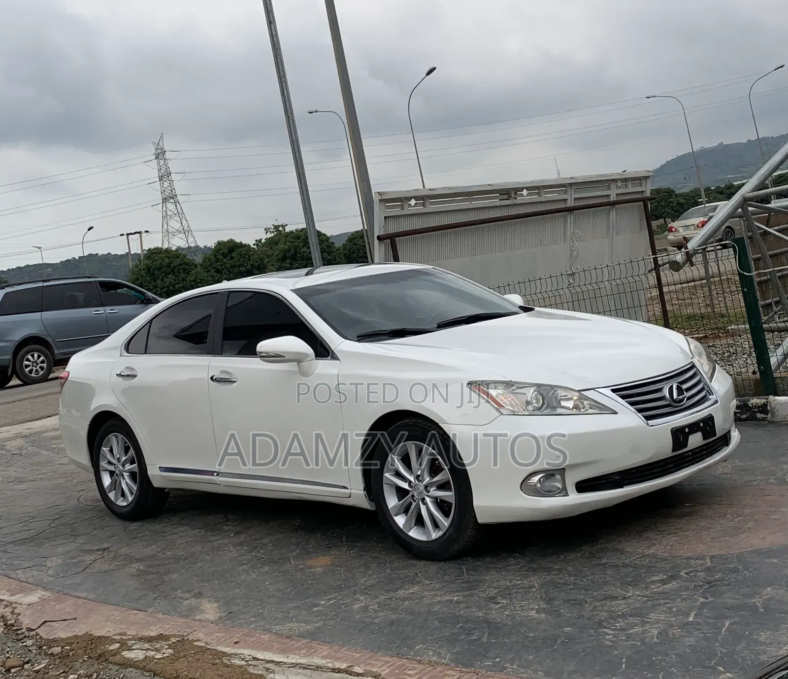 Lexus ES 2012 White