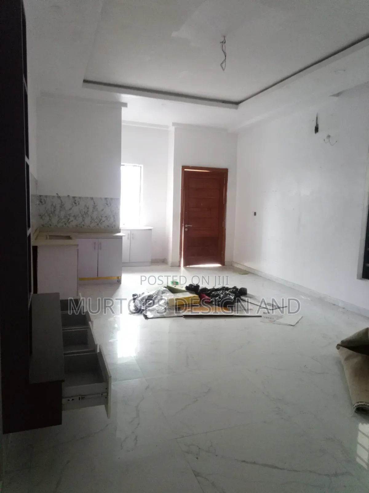 1bdrm Apartment in Tulip Heaven Estate, Chevron for rent