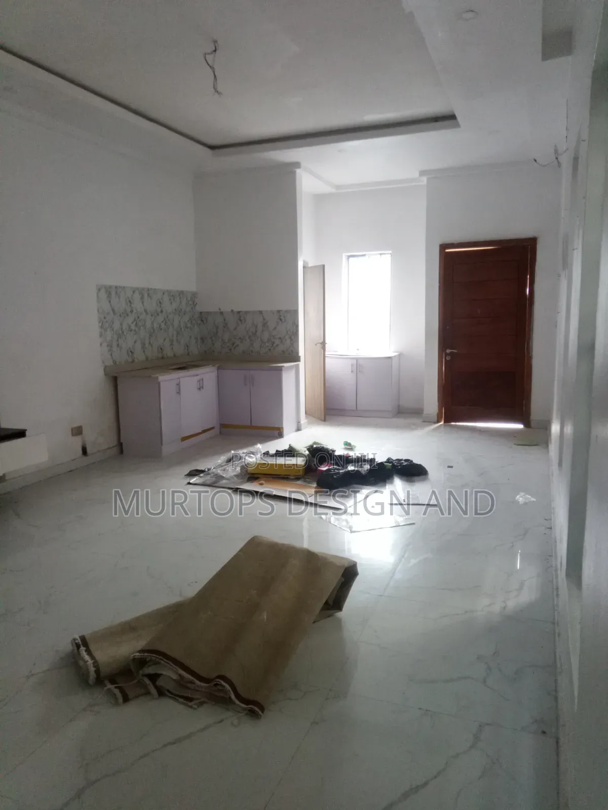 1bdrm Apartment in Tulip Heaven Estate, Chevron for rent