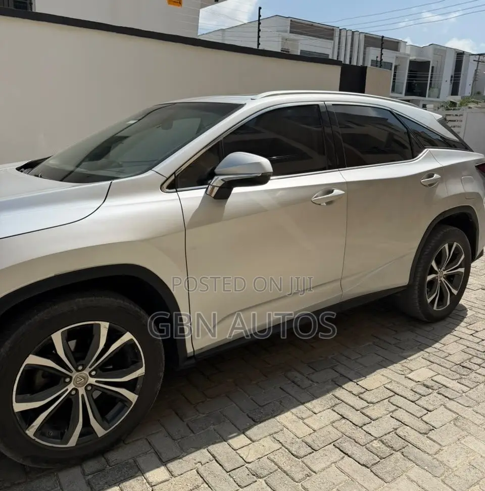 Lexus RX 350 FWD 2017 Gray