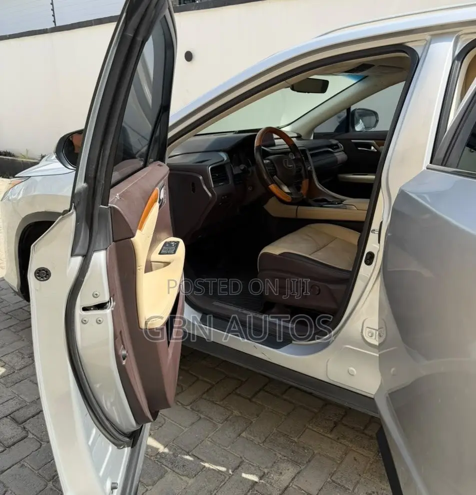 Lexus RX 350 FWD 2017 Gray