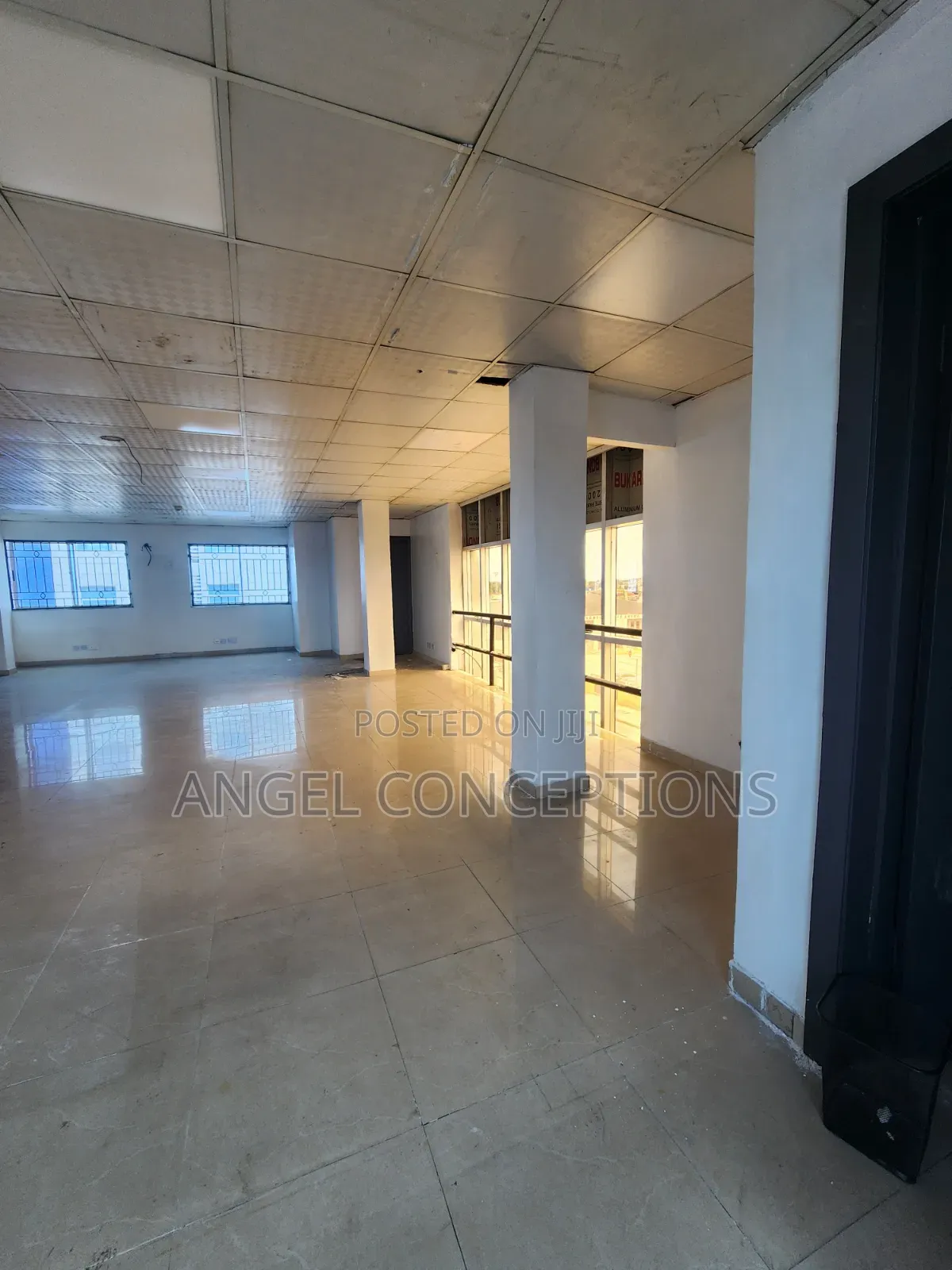 185sqm Office Space Available on the 4th Floor