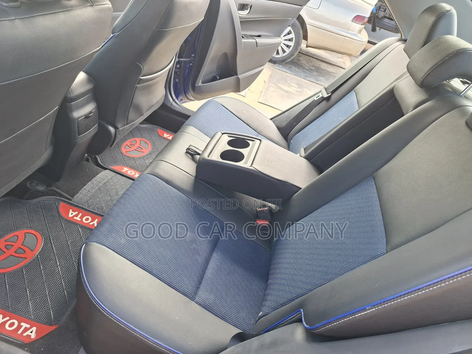 Toyota Corolla 2017 Blue