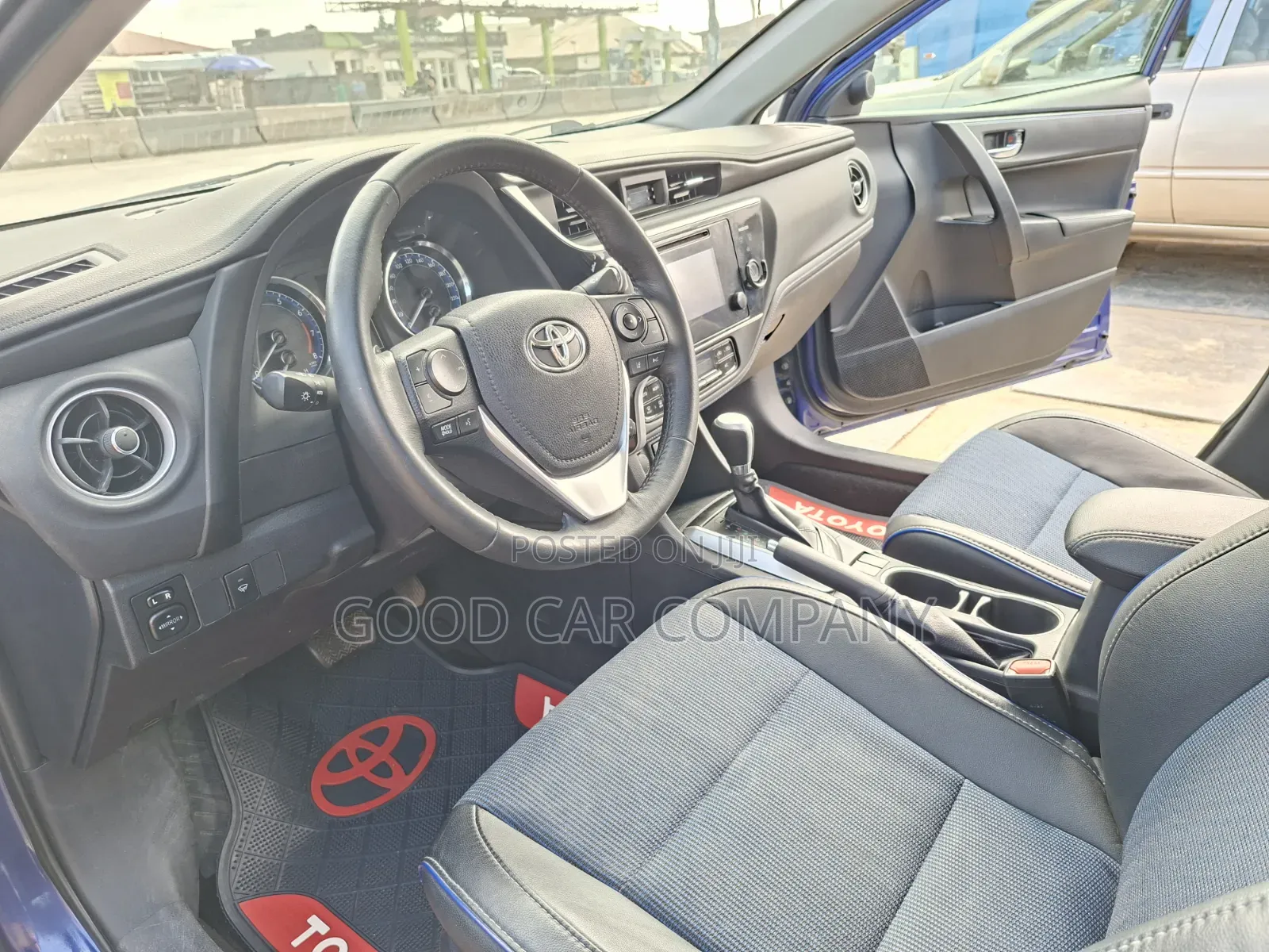 Toyota Corolla 2017 Blue