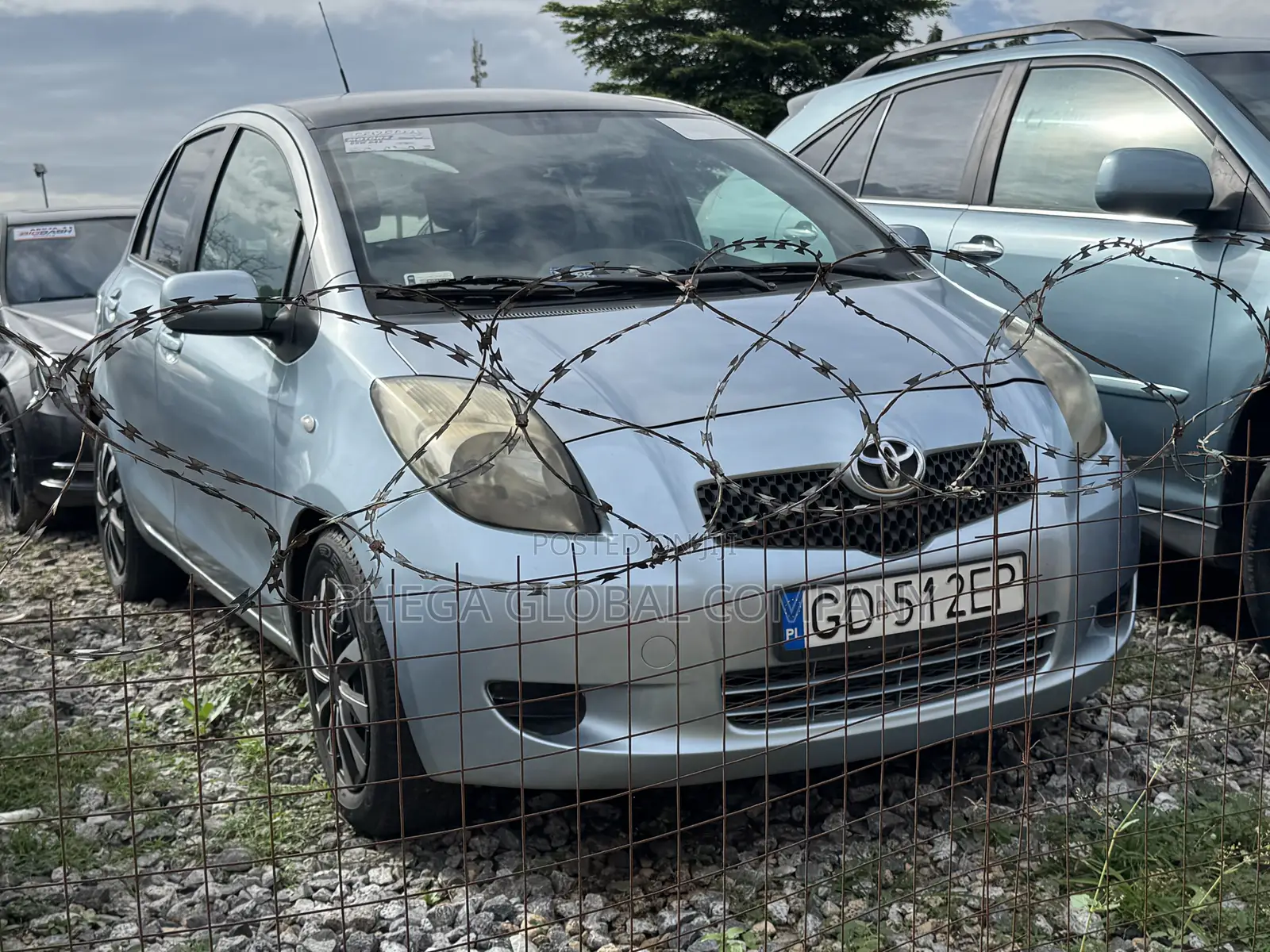 Toyota Yaris Base Hatchback 3dr 2010 Blue