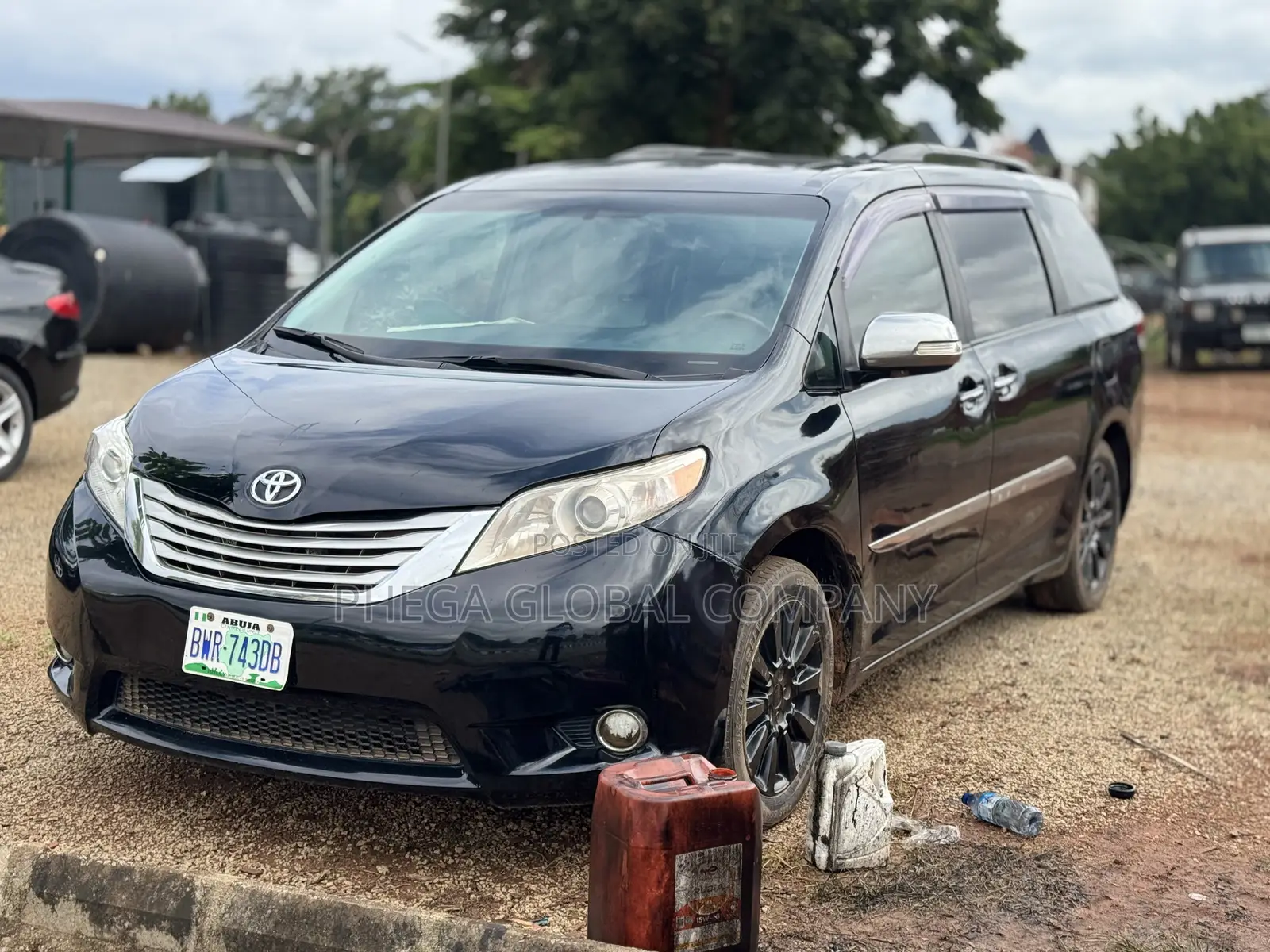 Toyota Sienna Limited AWD 7-Passenger 2013 Black