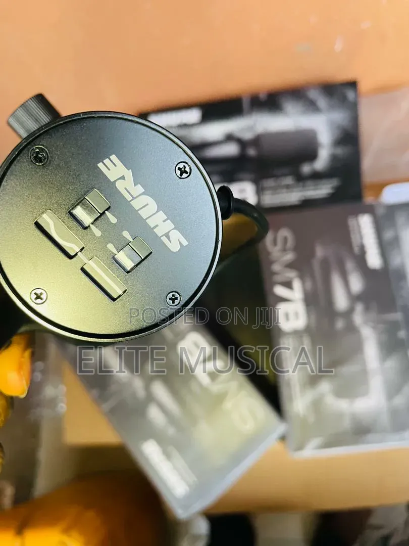 Shure SM7B Legendary Professional Dynamic Microphon