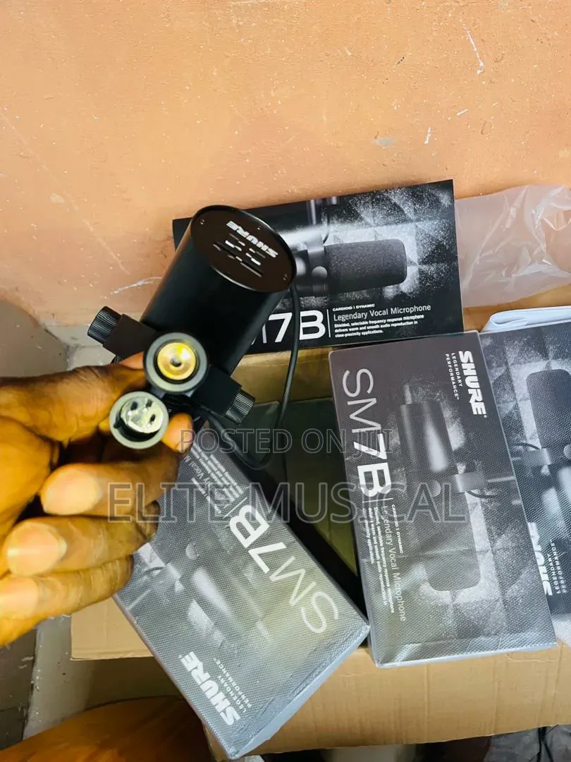 Shure SM7B Legendary Professional Dynamic Microphon