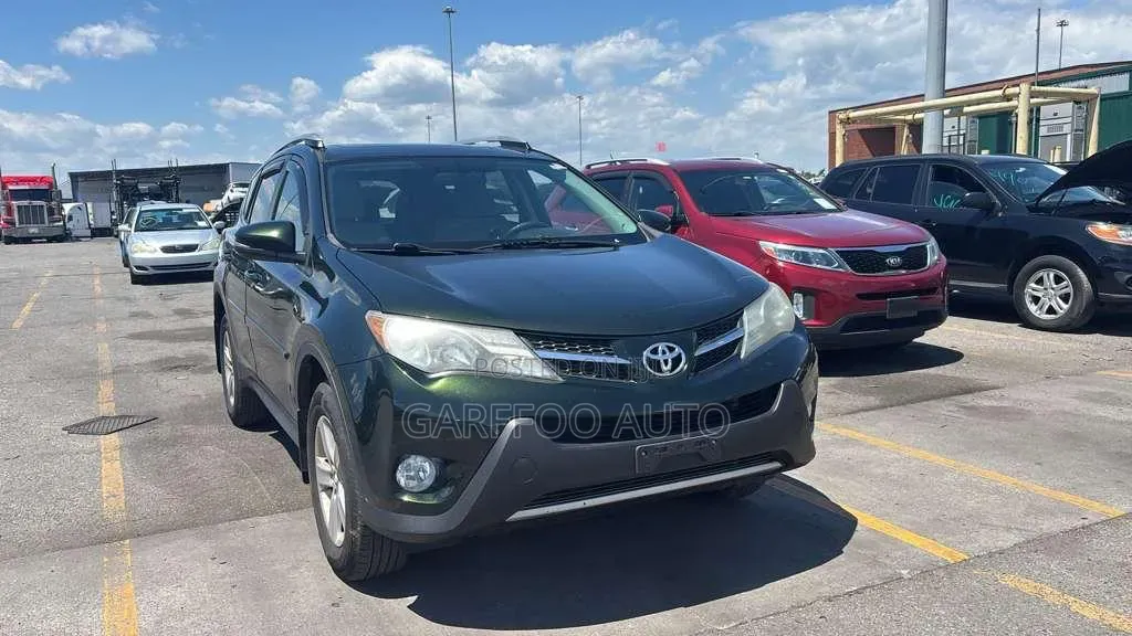 Toyota RAV4 2014 Green