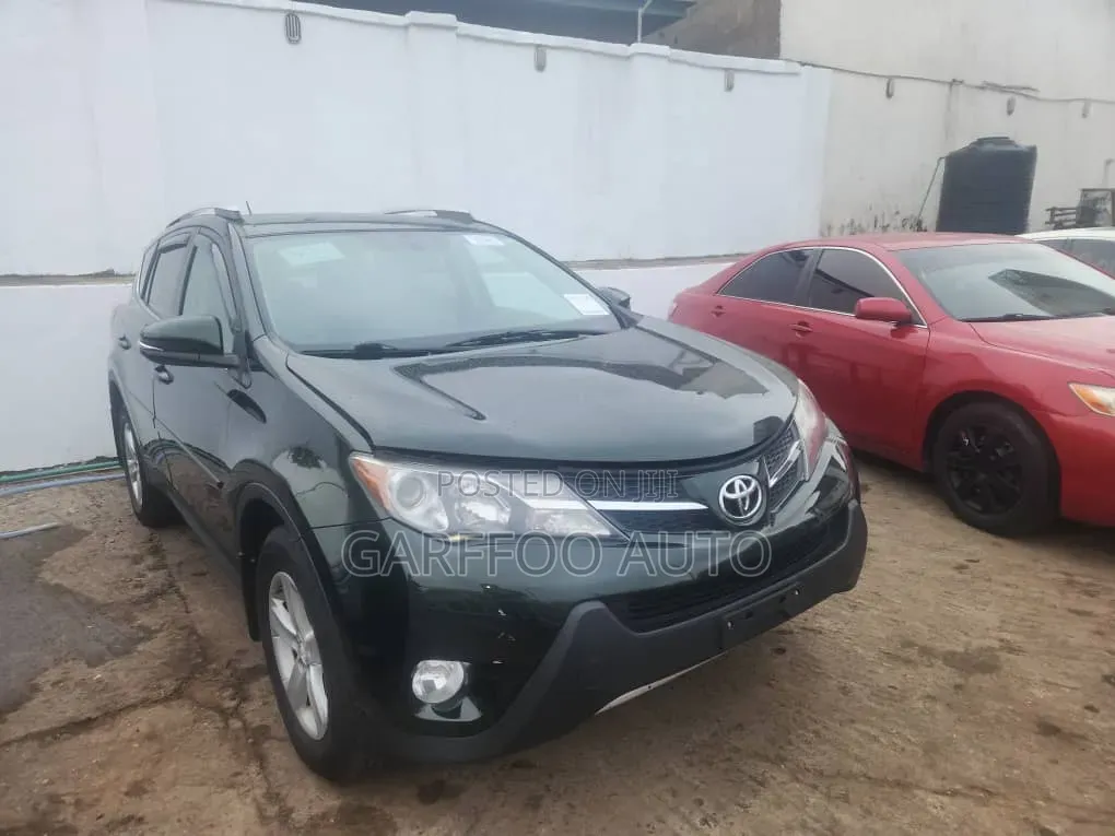 Toyota RAV4 2014 Green