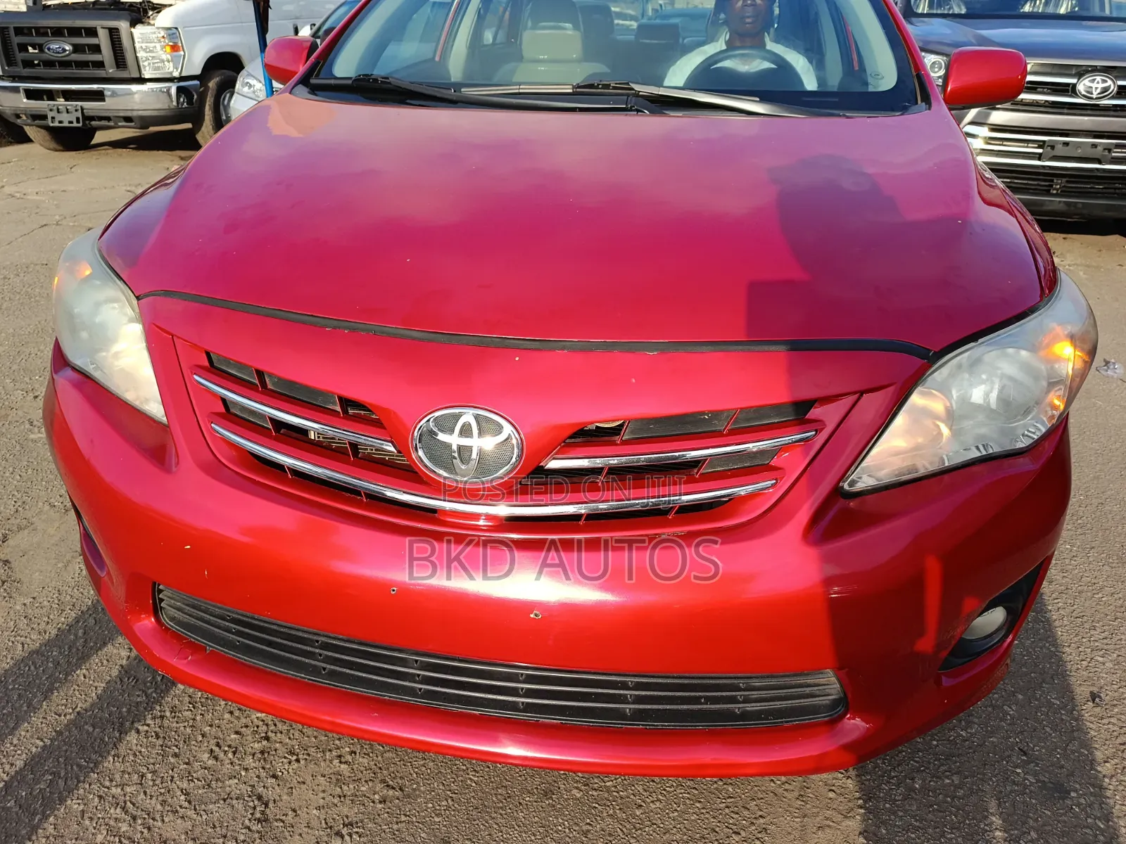 Toyota Corolla LE 4dr Sedan (1.8L 4cyl 4A) 2013 Red