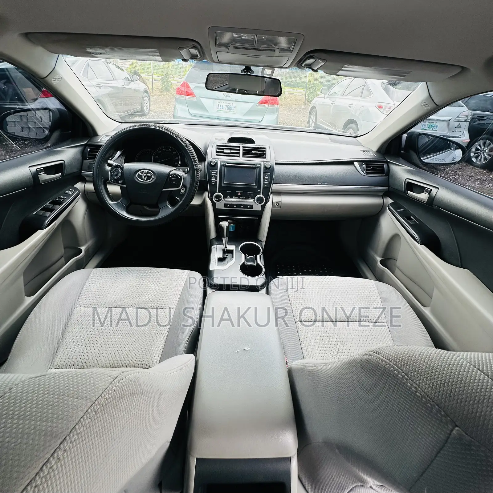 Toyota Camry LE 4dr Sedan (2.5L 4cyl 6A) 2013 Silver