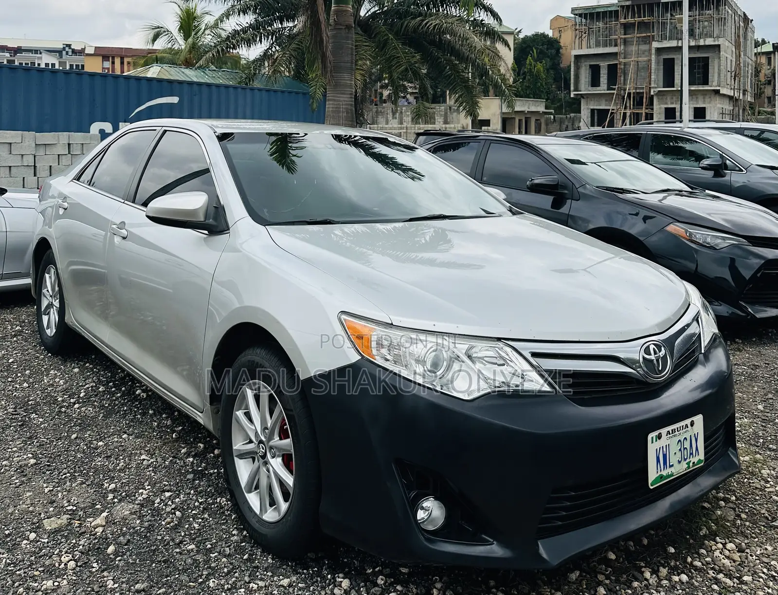 Toyota Camry LE 4dr Sedan (2.5L 4cyl 6A) 2013 Silver