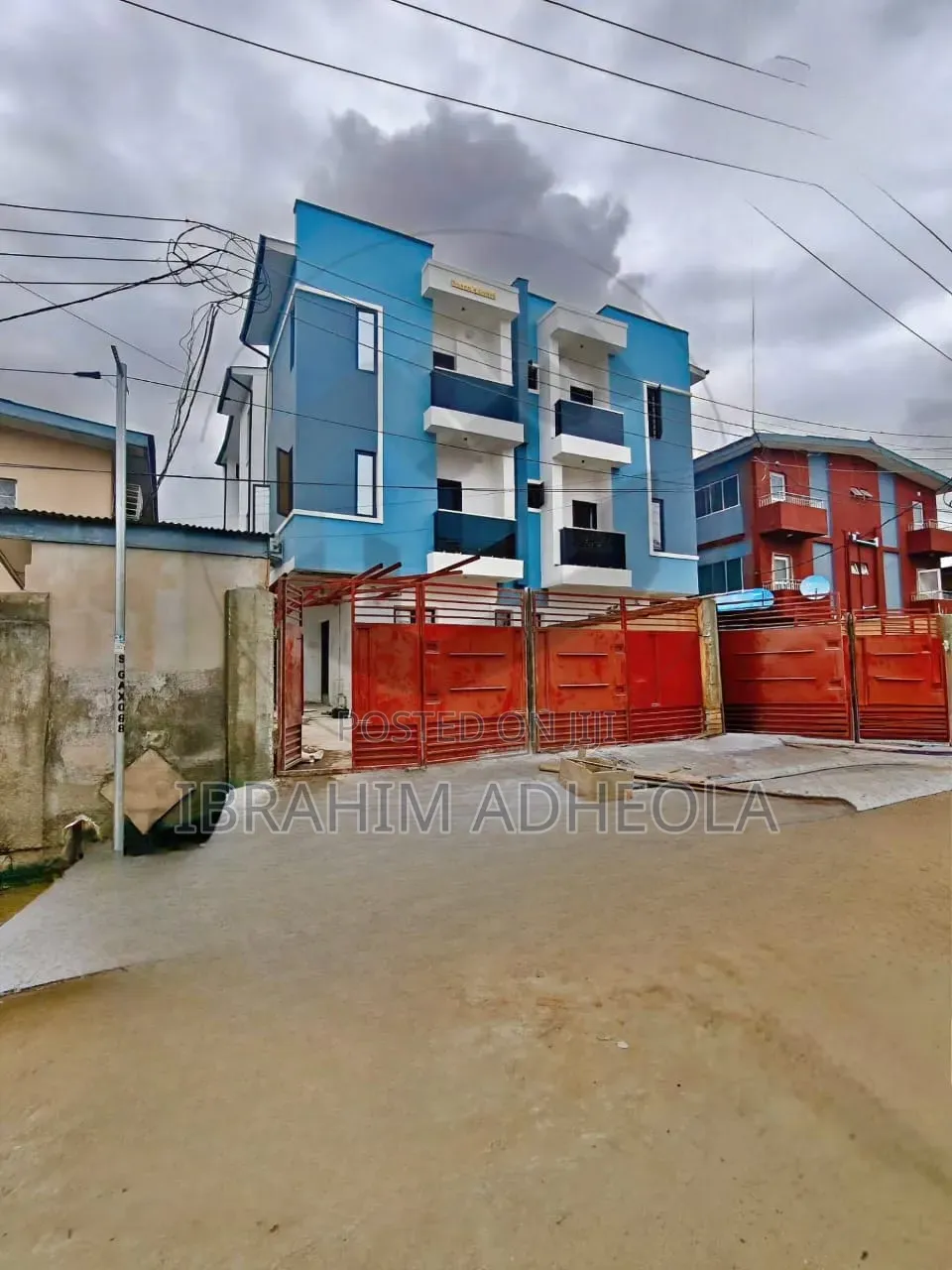 4bdrm Duplex in Gbagada, Millenuim/UPS for sale