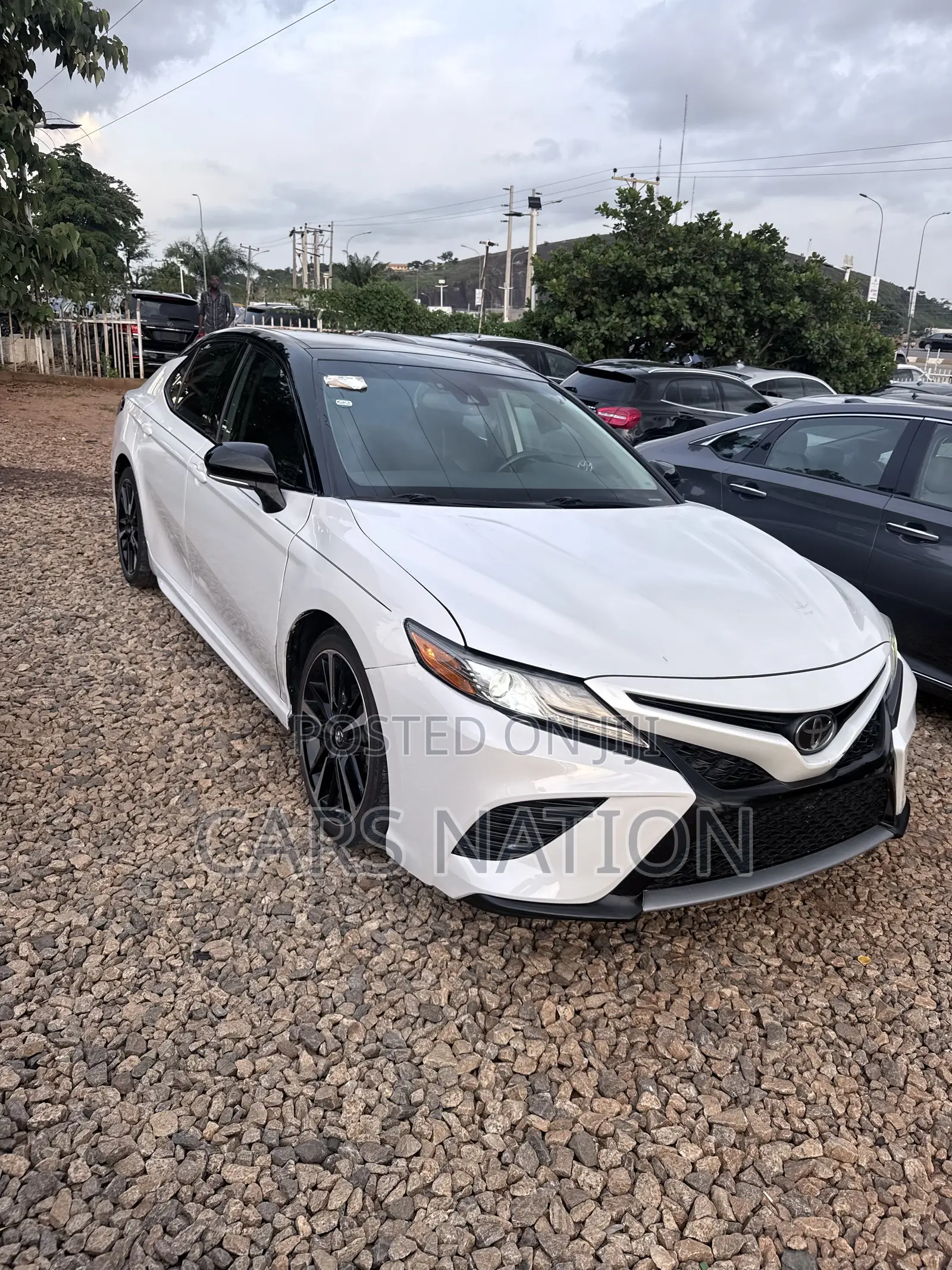 Toyota Camry 2019 White