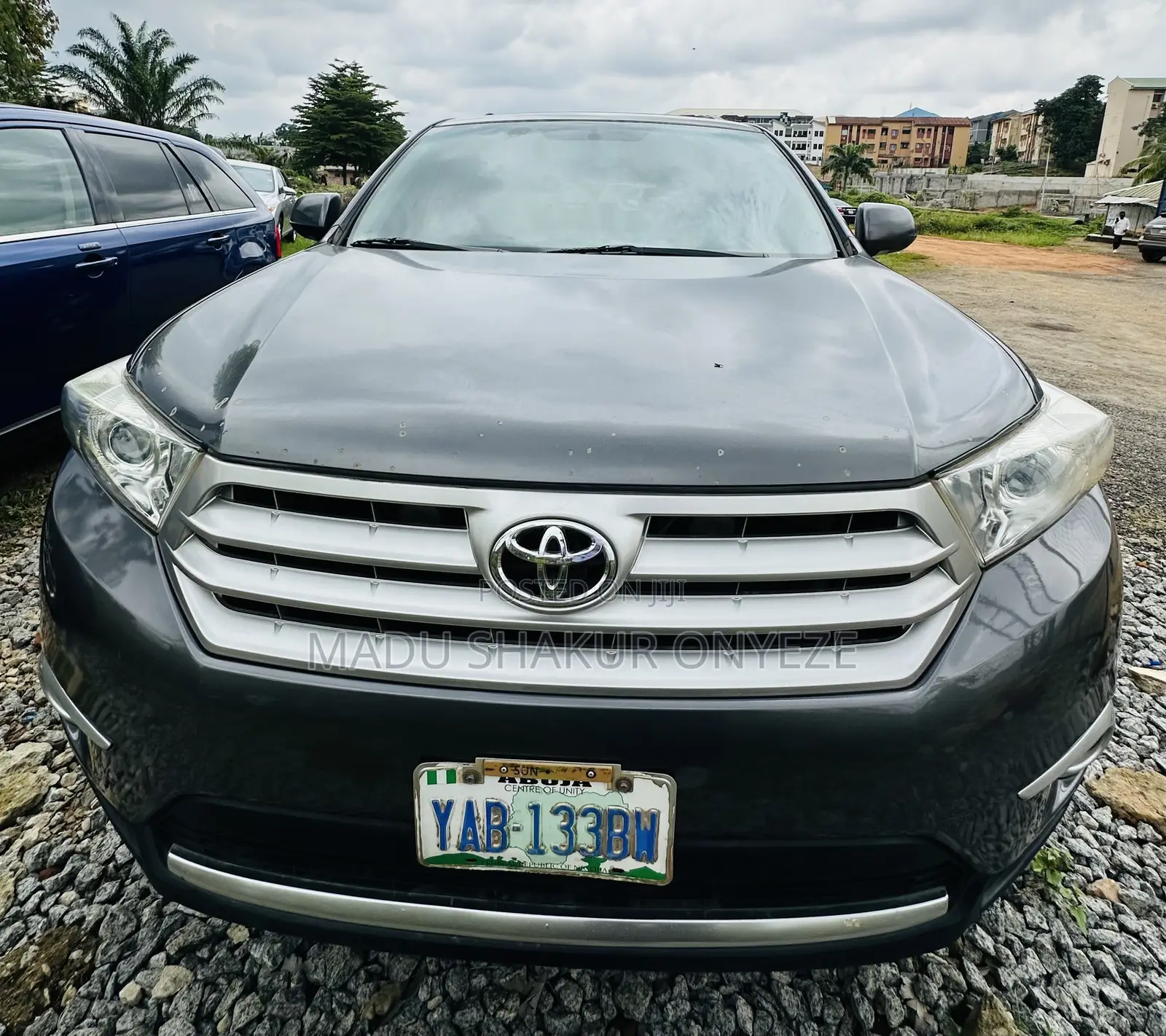 Toyota Highlander SE 2012 Gray