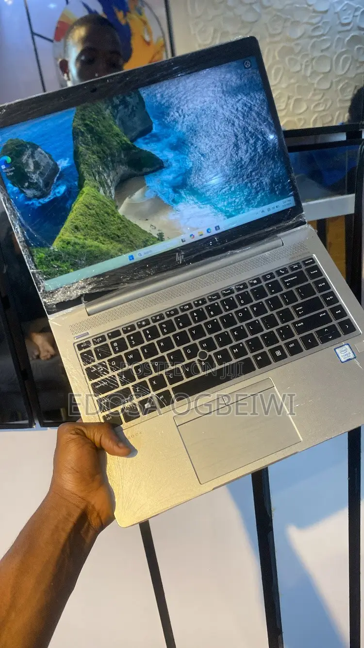 Laptop HP EliteBook 840 G5 8GB Intel Core i5 SSD 256GB