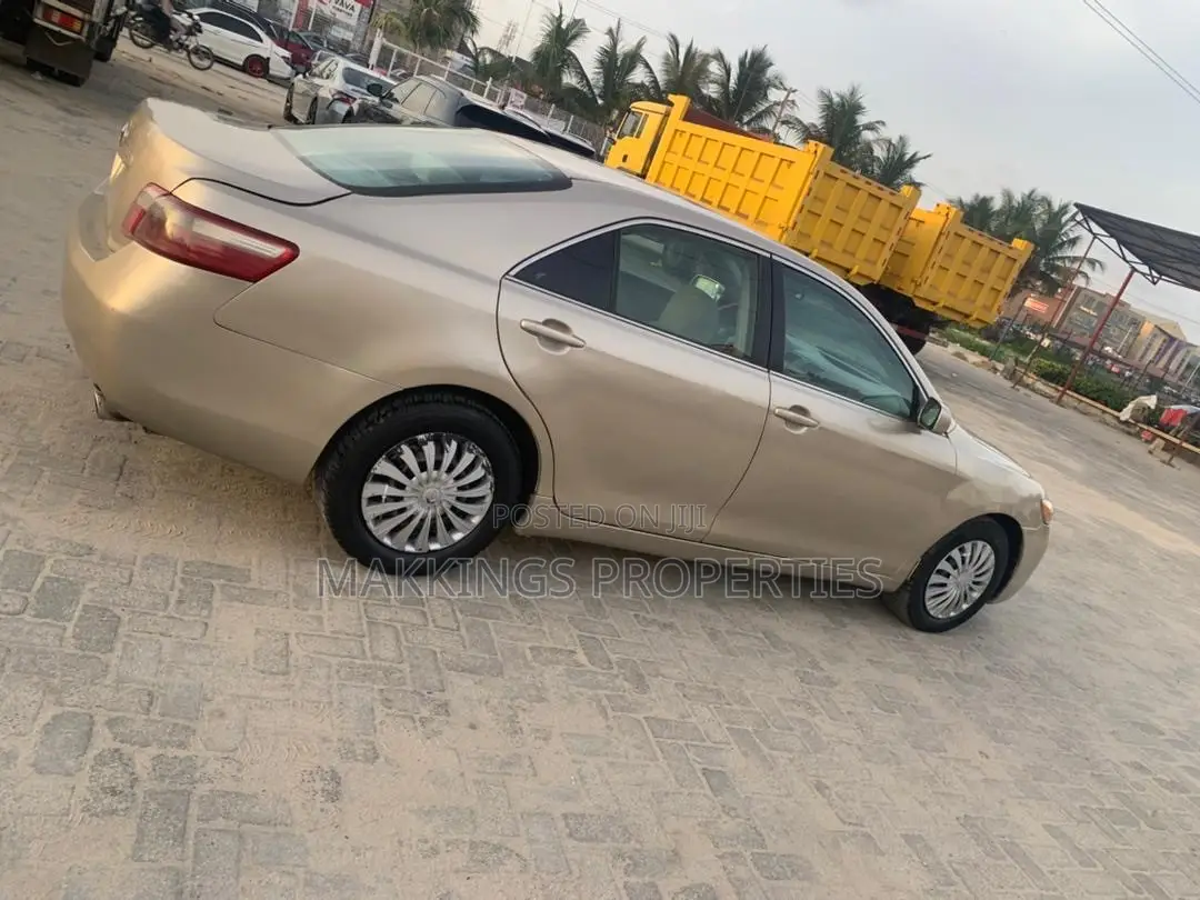 Toyota Camry 2008 Silver