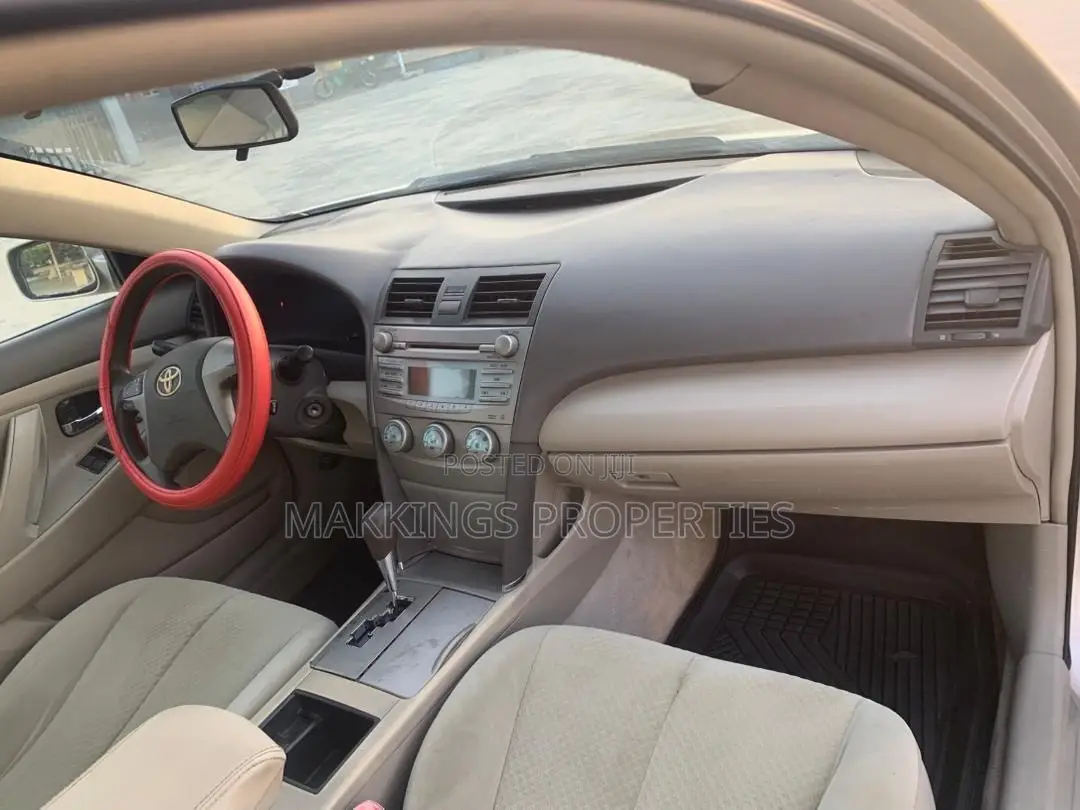 Toyota Camry 2008 Silver