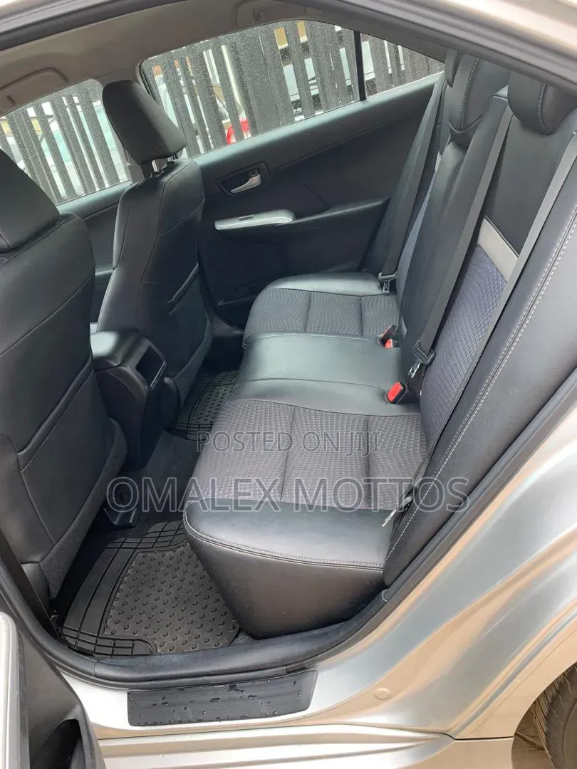 Toyota Camry 2013 Silver
