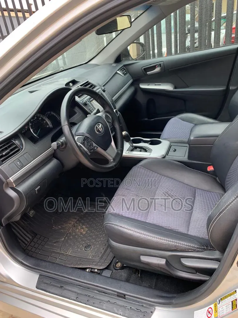 Toyota Camry 2013 Silver