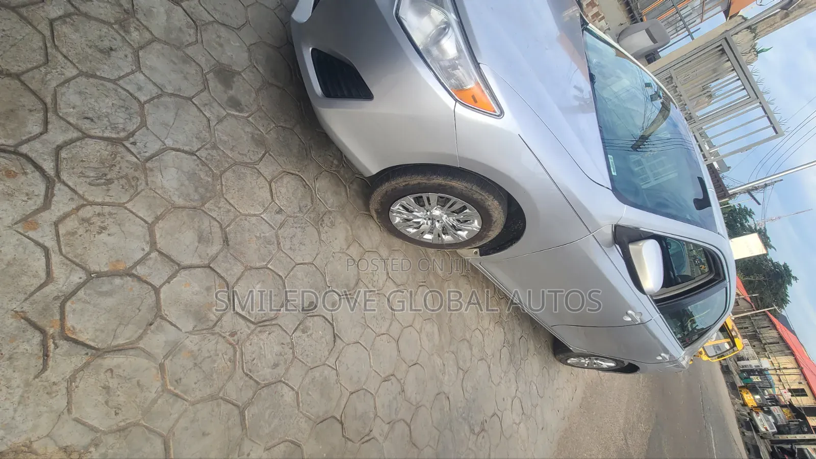 Toyota Camry L 4dr Sedan (2.5L 4cyl 6A) 2012 Silver