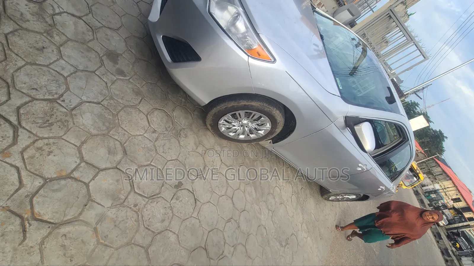 Toyota Camry L 4dr Sedan (2.5L 4cyl 6A) 2012 Silver