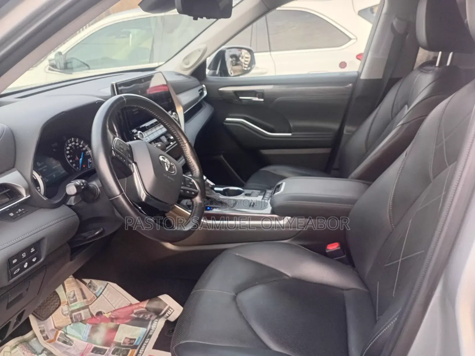 Toyota Highlander 2025 Silver