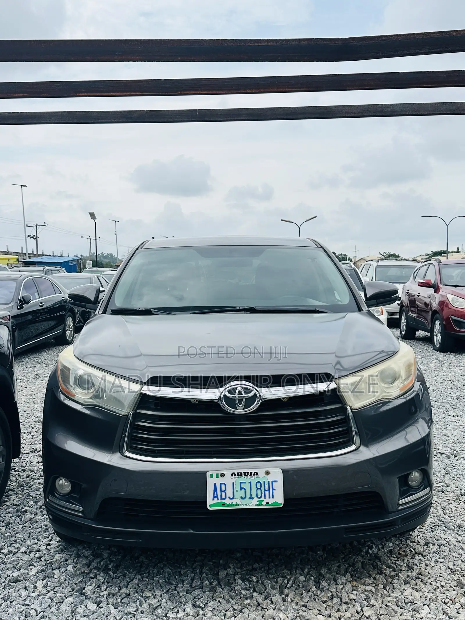 Toyota Highlander LE 4dr SUV AWD (3.5L 6cyl 6A) 2015 Gray