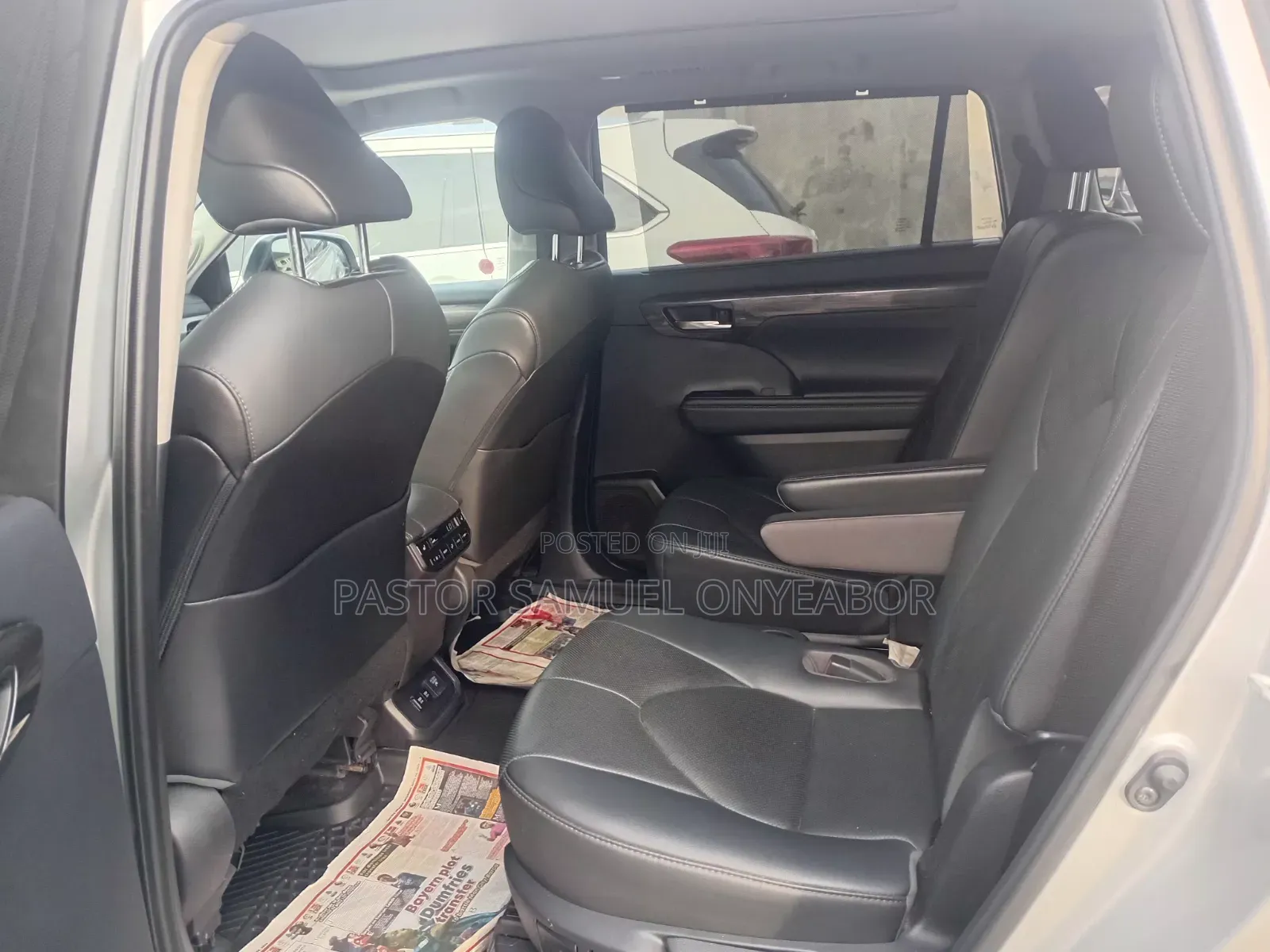 Toyota Highlander 2025 Silver