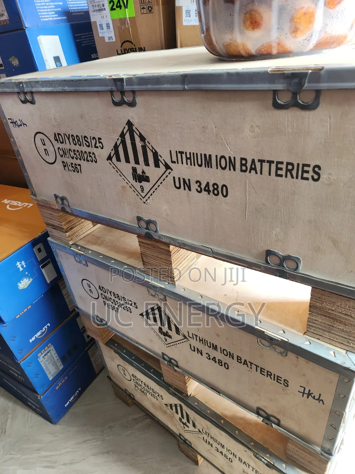 7.68kwh 24v Luxsun Lithium Ion Batteries