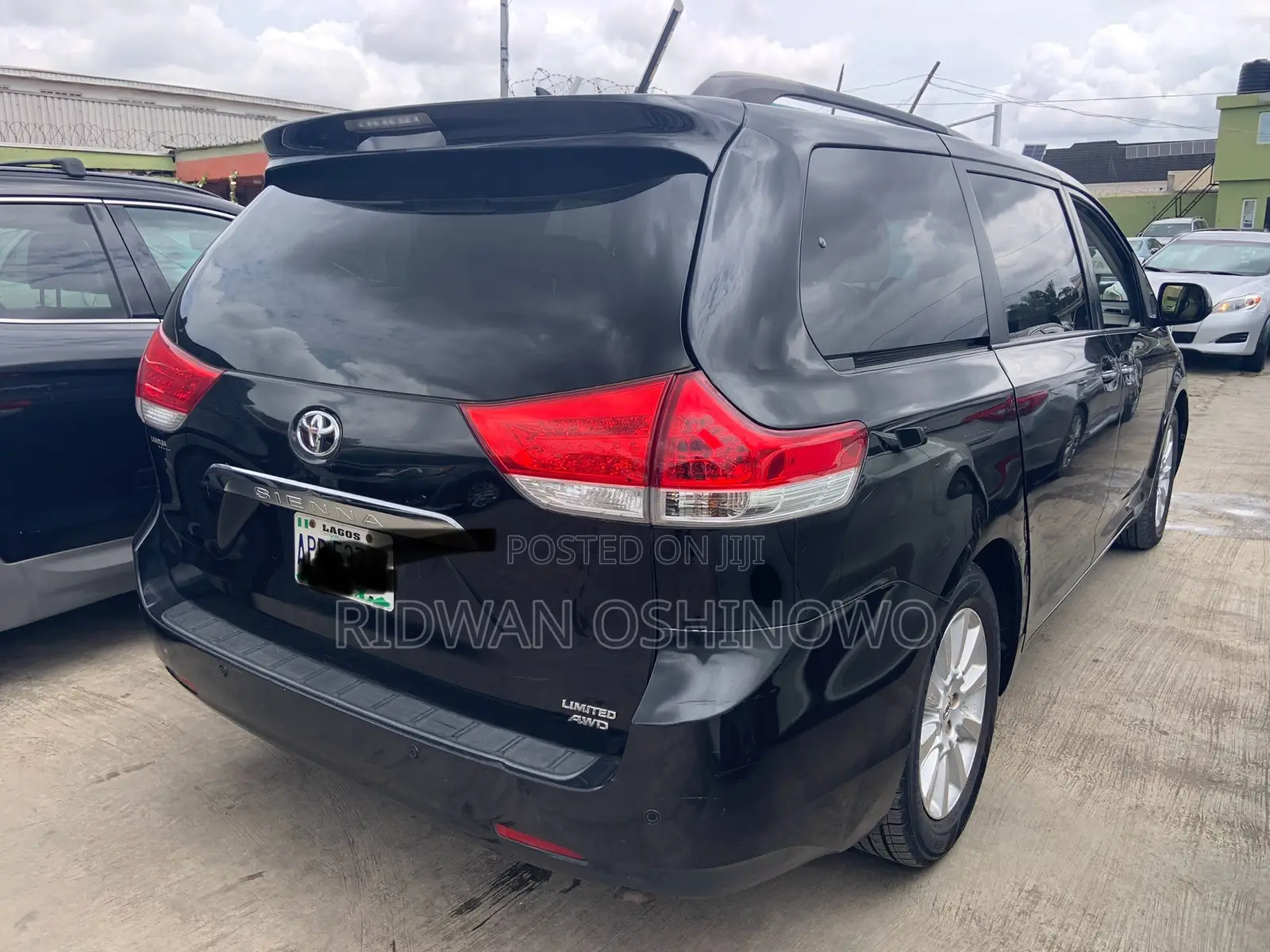 Toyota Sienna Limited 7 Passenger 2012 Black
