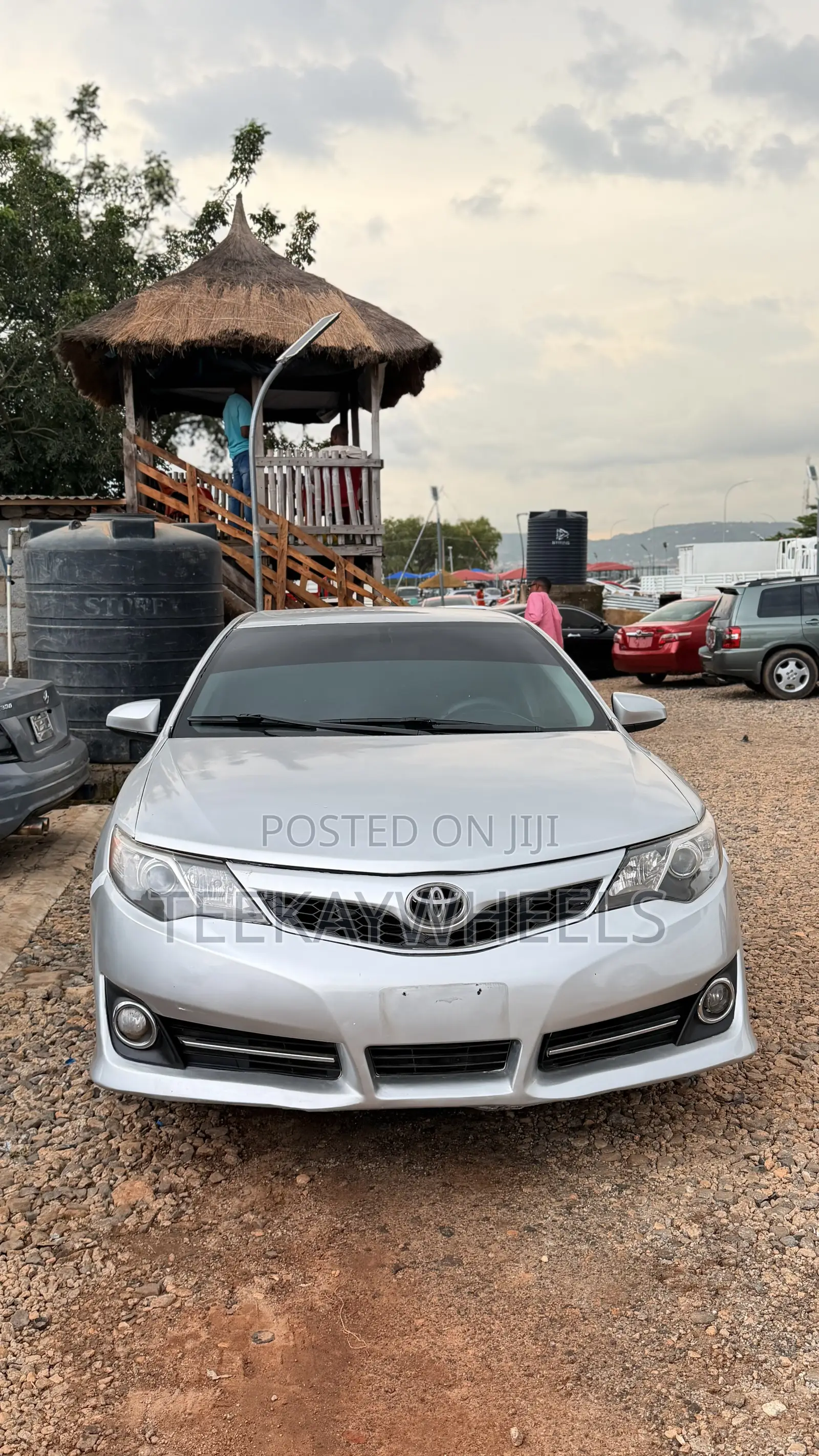 Toyota Camry SE 4dr Sedan (2.5L 4cyl 6A) 2013 Silver