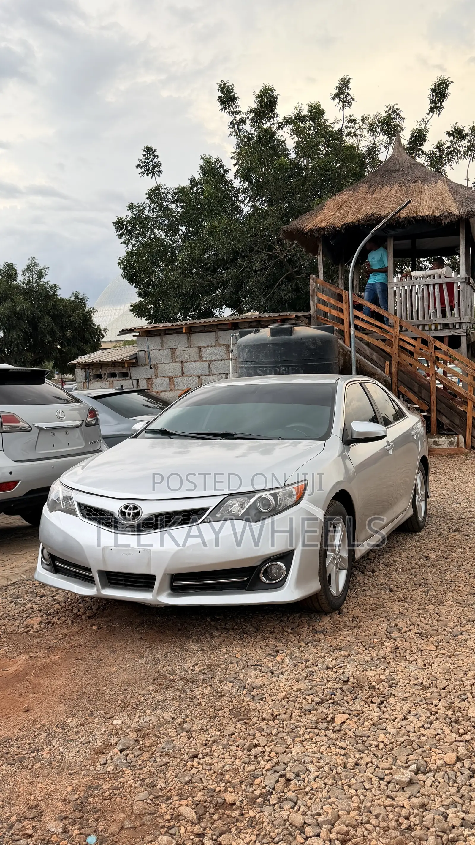 Toyota Camry SE 4dr Sedan (2.5L 4cyl 6A) 2013 Silver