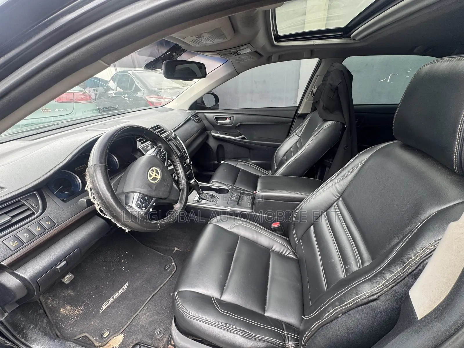 Toyota Camry XLE 4dr Sedan (3.5L 6cyl 6A) 2015 Black