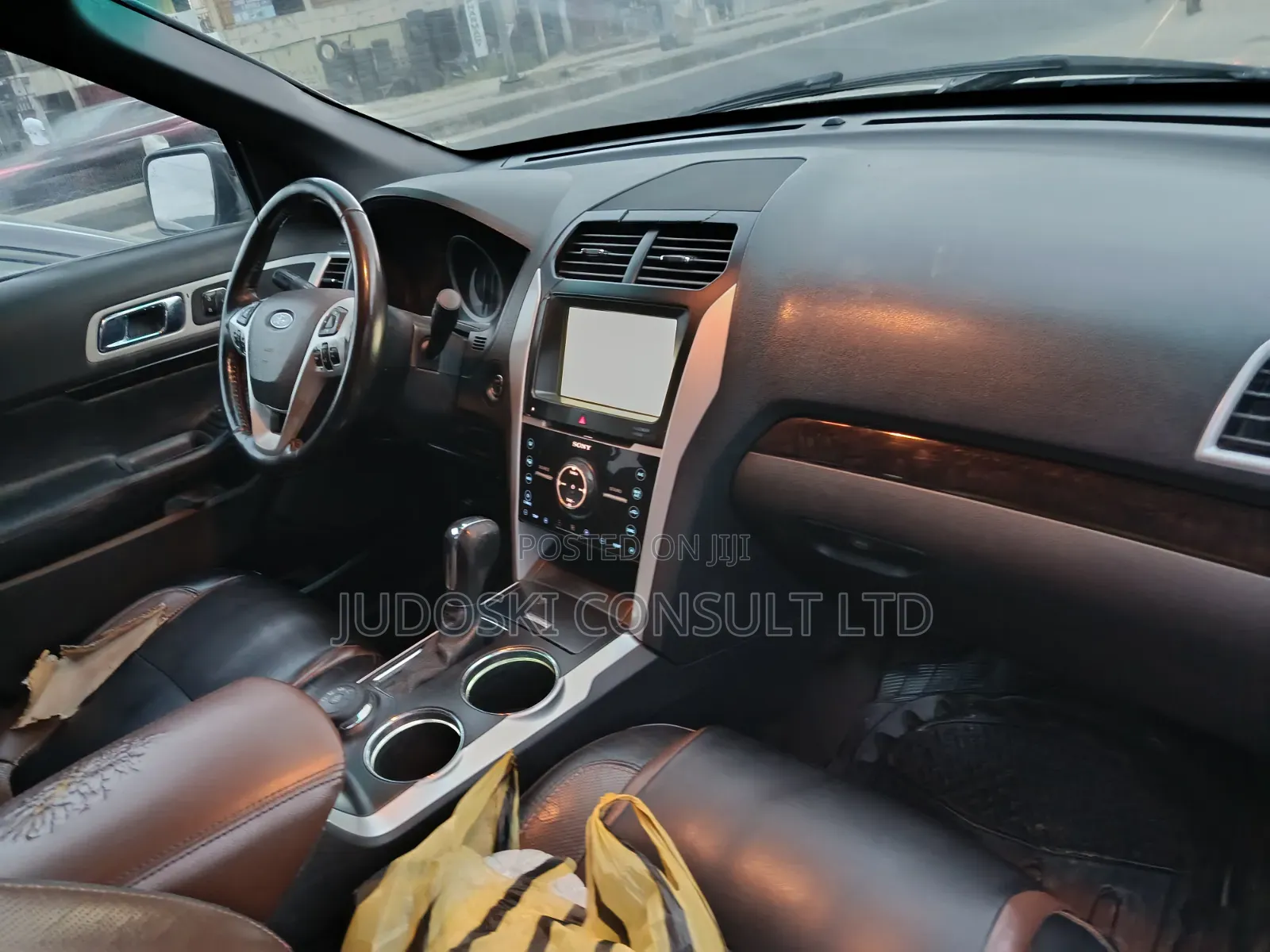 Ford Explorer 2013 Black
